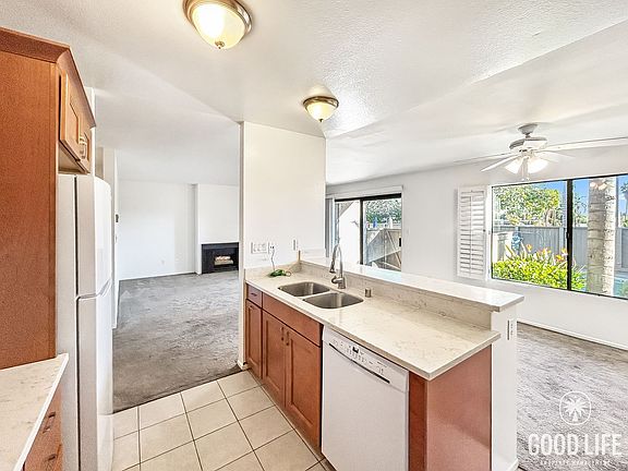 3rd image of 2358 Grand Ave