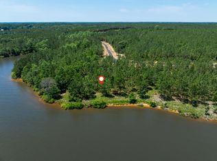 76 Red Wiggler Way, Lumberton, MS 39455