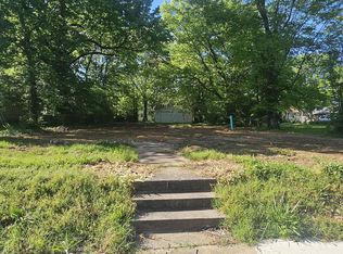 1911 Clark St, Paducah, KY 42003