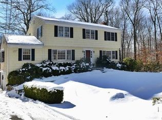 143 Rocky Brook Rd, New Canaan, CT 06840