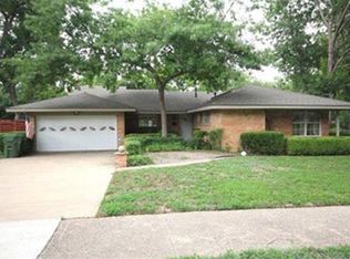 801 Carney Dr, Garland, TX