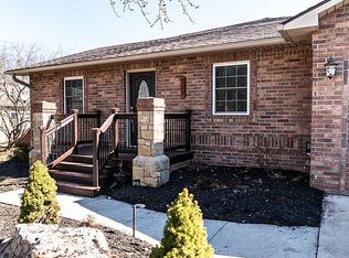 207 S Green St, Tonganoxie, KS 66086