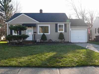 1652 Curry Dr, Lyndhurst, OH, 44124