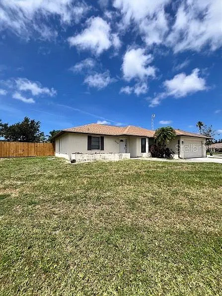 2 bed, 2.0 bath, 1521 sqft, $1,975 — Photo 3