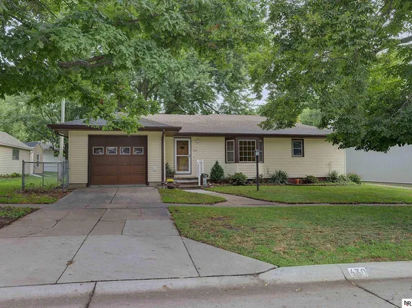 630 W Ellsworth St, Arlington, NE 68002