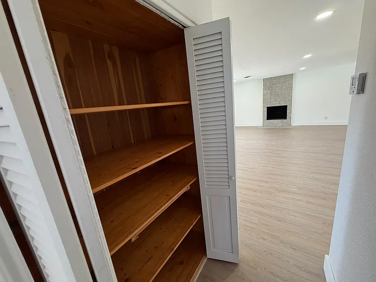 1822 Banyan Tree Dr — Photo 18