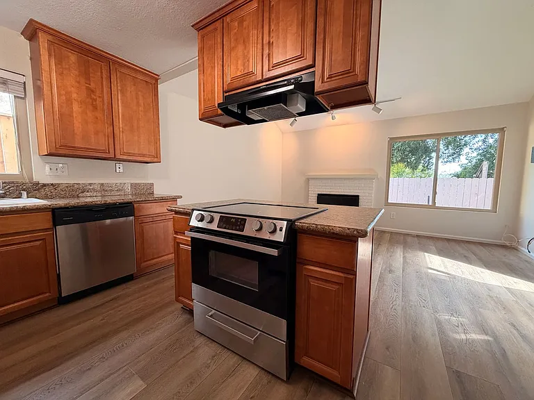 3687 Cactusridge Ct — Photo 24