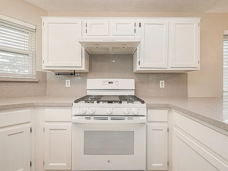 GK-26_03122024