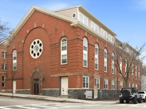 616 E 4th St Unit 304, South Boston, MA 02127