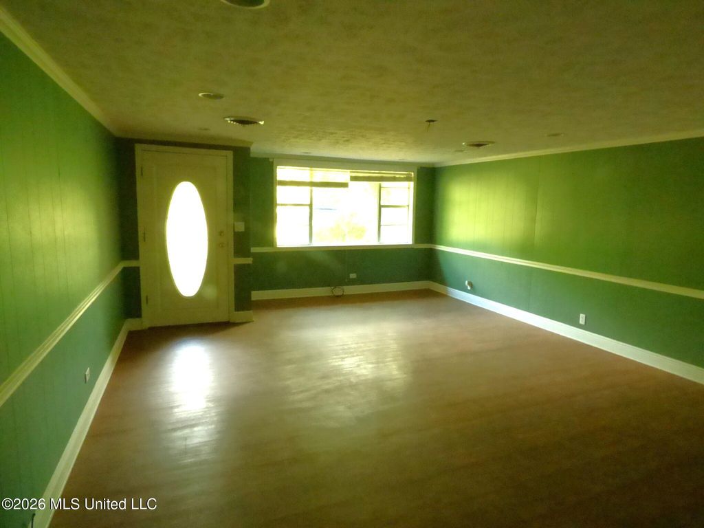370 Roan Ready Rd, Monticello, MS - View 2
