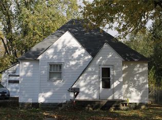 303 Ann St, Paris, IL 61944