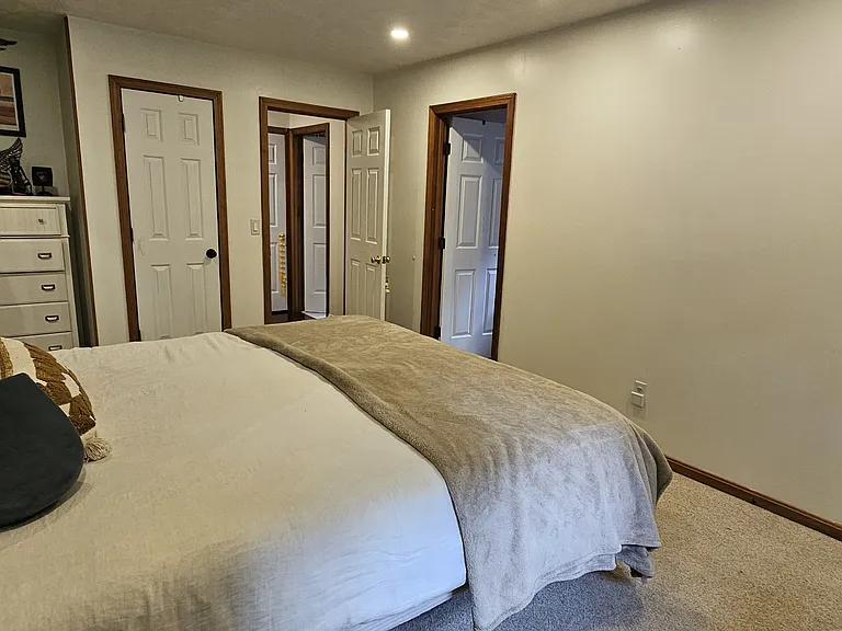 101 Kirby Ln — Photo 12