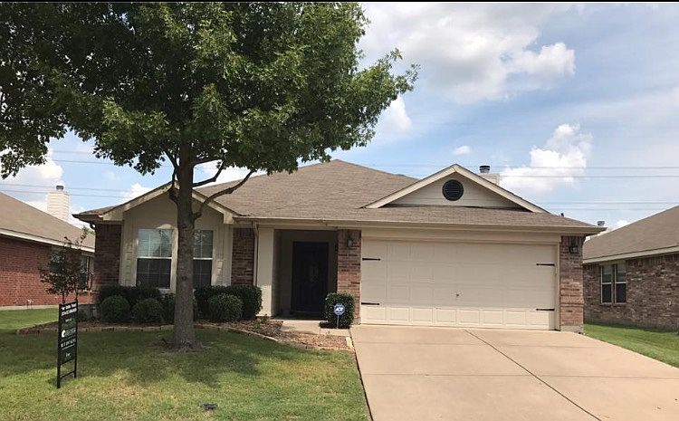 JUST LISTED!!