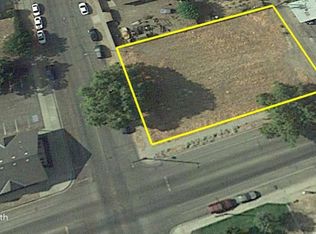 705 K St, Sanger, CA 93657