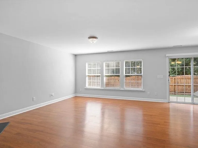 321 Apple Drupe Way — Photo 8