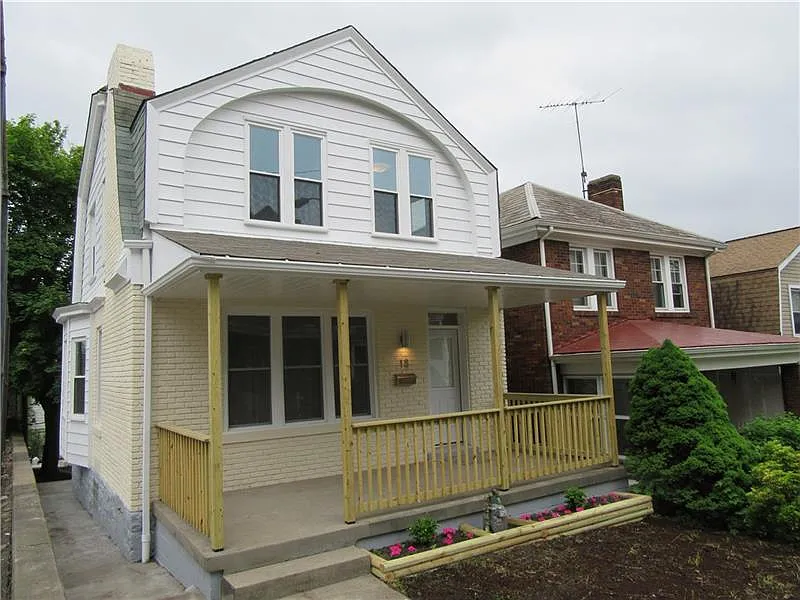 18 Oakmont St photo 1