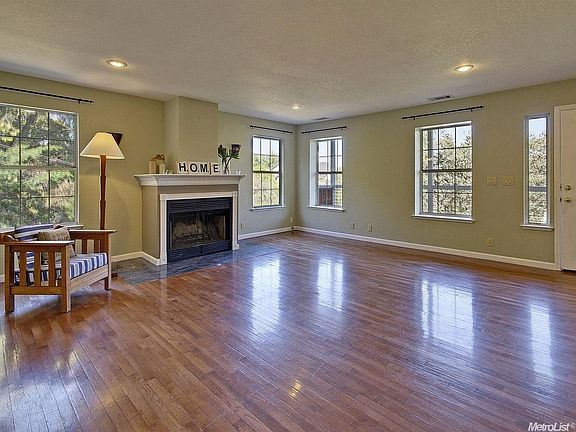 4th image of 1593 Bonita Ct