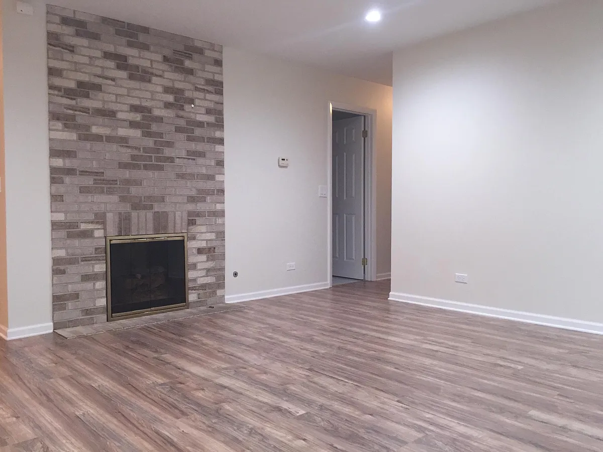 Building Photo - 277 Kings Mill Ct