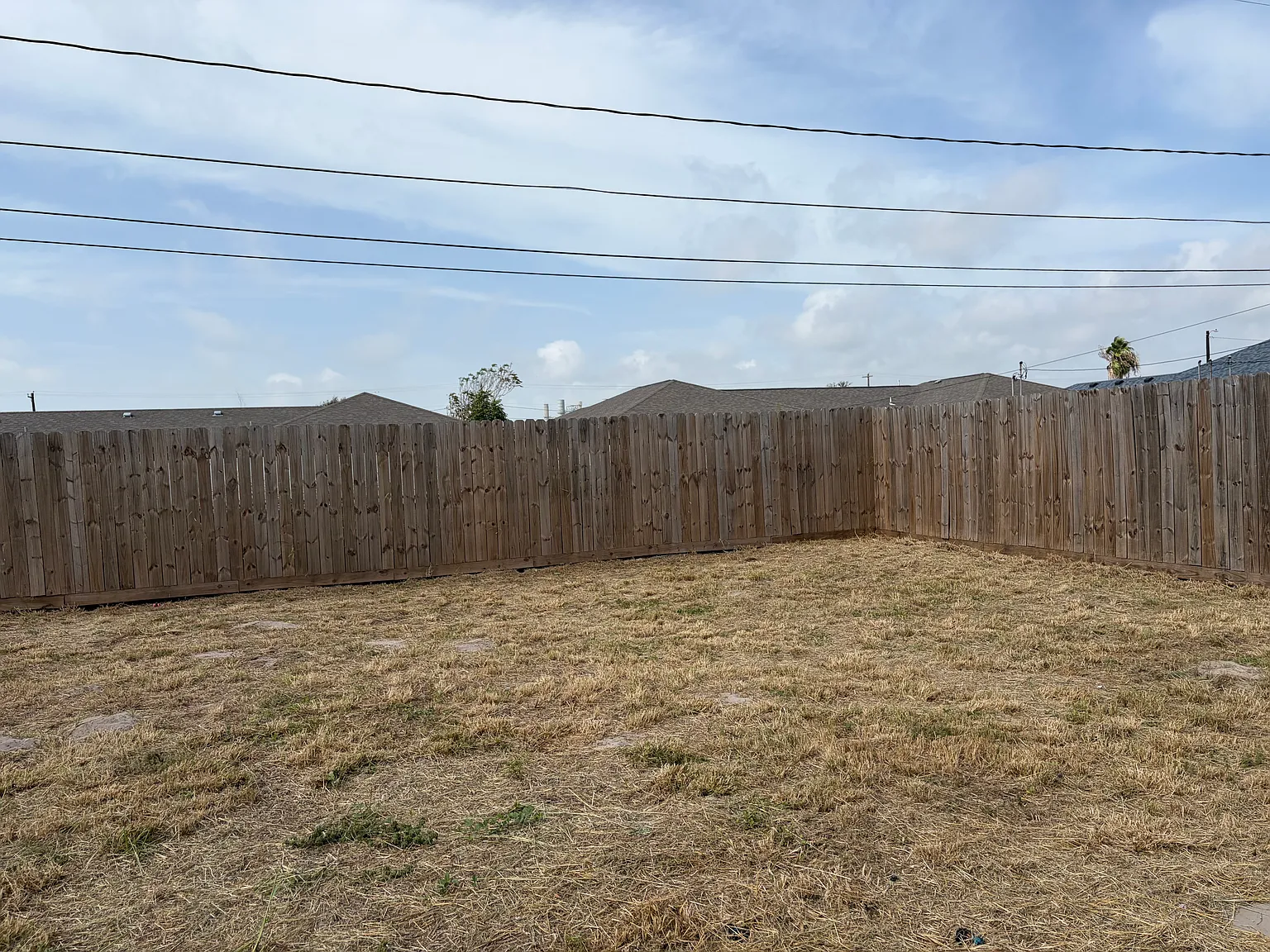 3 bed, 1173 sqft, $1,650 — Photo 2