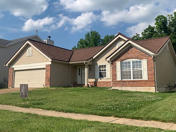 2nd image of 4558 Behlmann Grove Pl