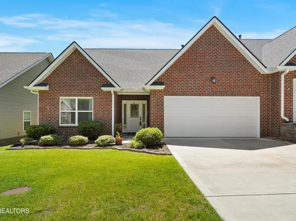 1117 Fellin View Way, Sevierville, TN 37876