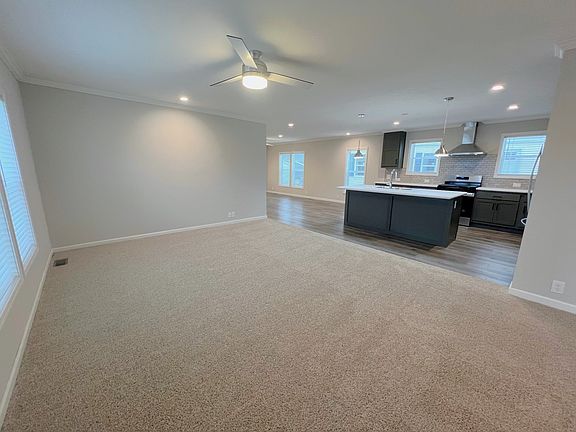 3rd image of 5367 Coventry Dr