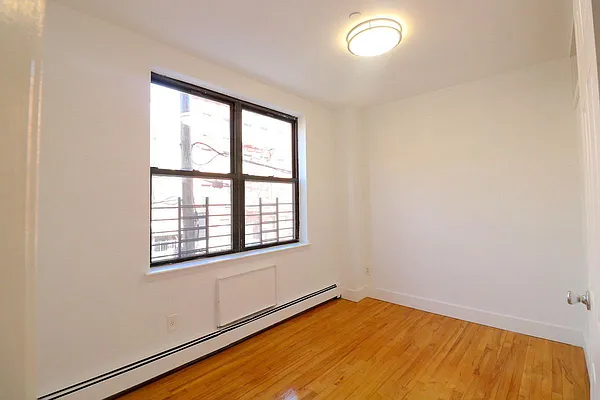 Rented by Compass | media 7