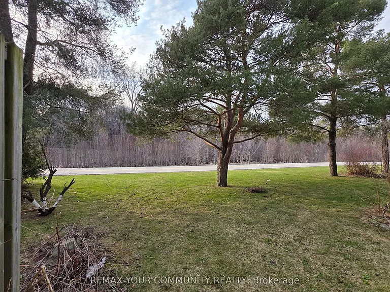 210 Highland Cres #19 — Photo 32