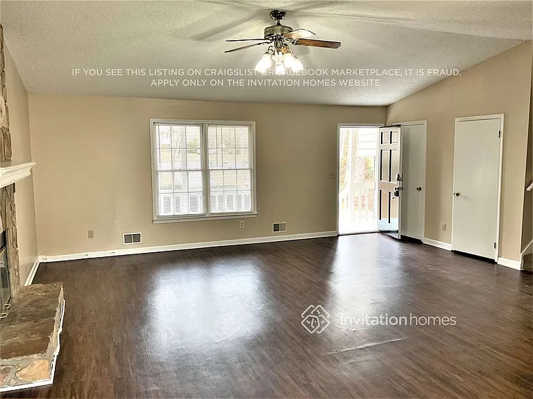365 Whisper Way — Photo 2