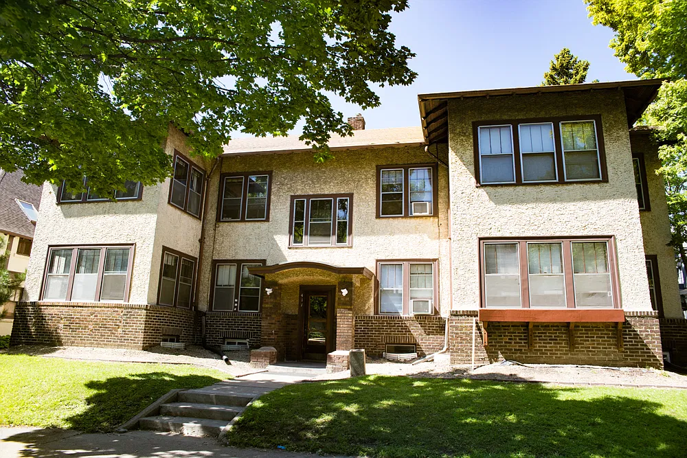3 bed, $1,750 — Photo 1