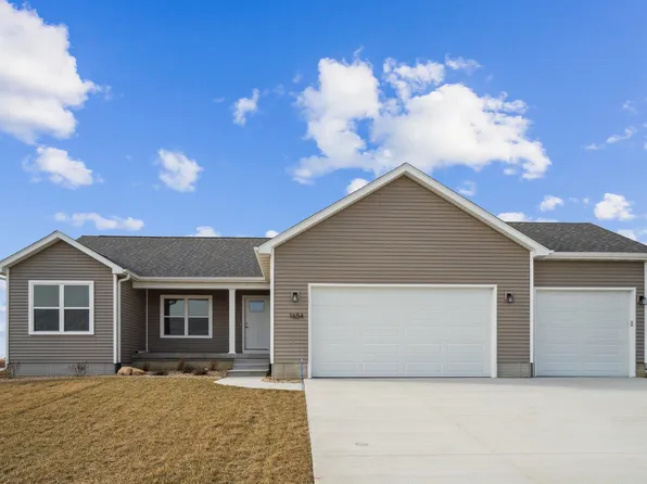 1654 Dalton St, Jesup, IA 50648