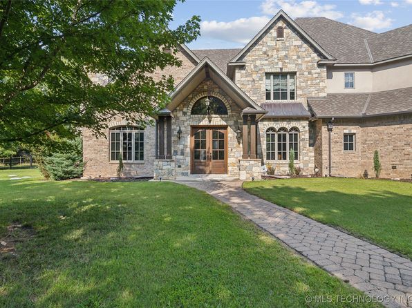 9931 N Chadford Rd, Owasso, OK 74055