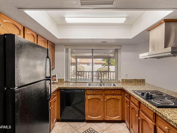 2nd image of 1626 E GARNET Avenue