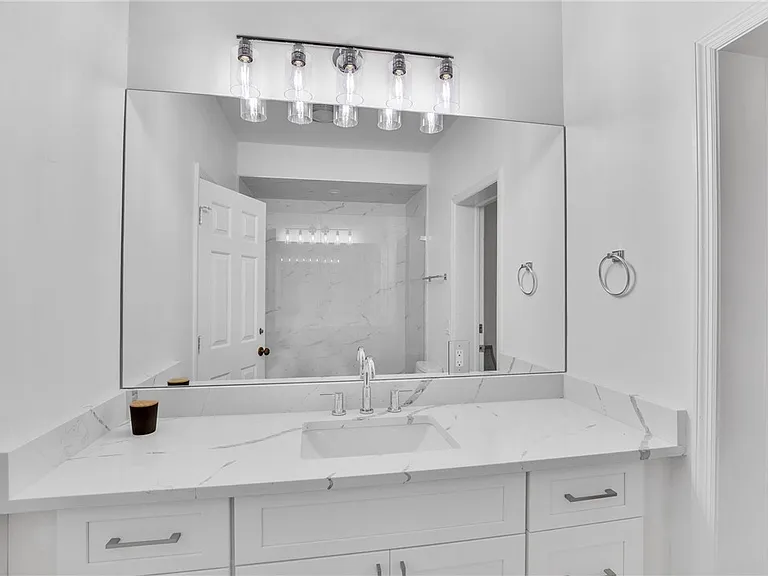 1916 Ocean Dr — Photo 26