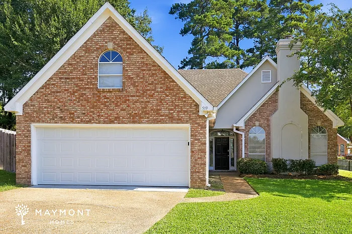 4 bed, 2.0 bath, 2150 sqft, $2,345 — Photo 1