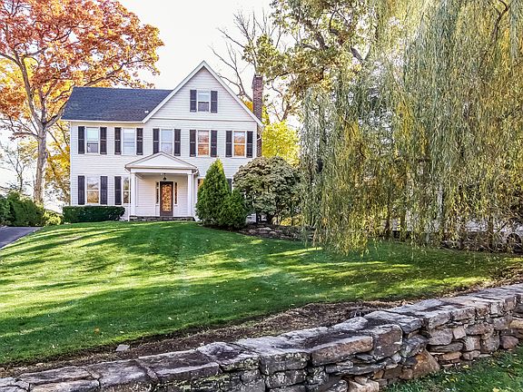 A view of this lovely home