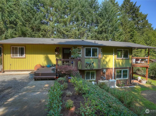 773 Island Boulevard, Fox Island, WA 98333