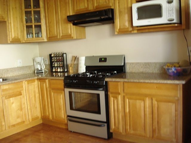 2nd image of 12233 211th St