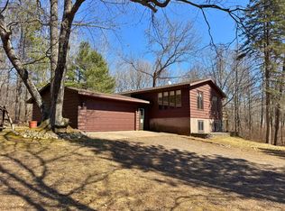 2080 Lake Nokomis Rd, Tomahawk, WI 54487