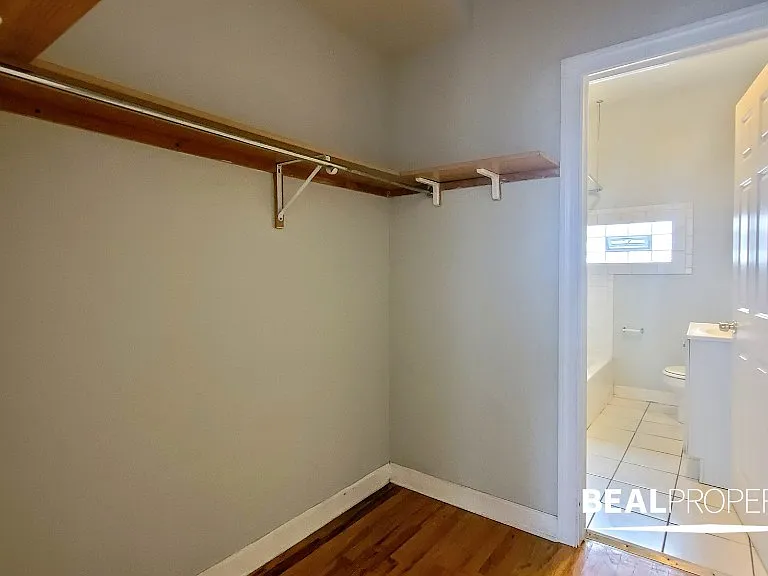2948 N Seminary Ave #GDN — Photo 14