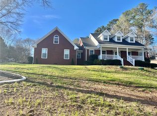 2660 Sandy Creek Cir, Loganville, GA