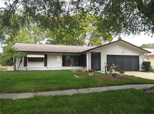 2102 Malcolm Dr, Palm Harbor, FL 34684