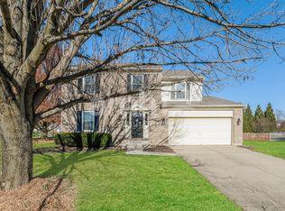 10 E Waterbury Dr, Springboro, OH 45066