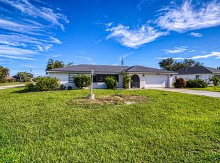 1305 SE 37th St, Cape Coral, FL 33904