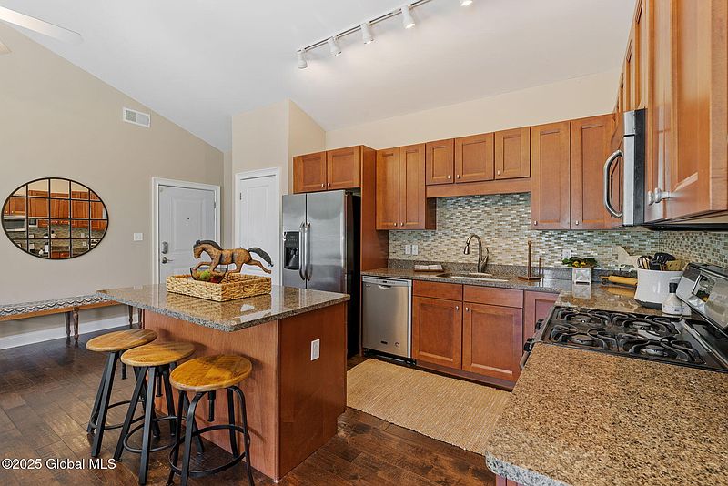 3rd image of 289 Jefferson Street #22