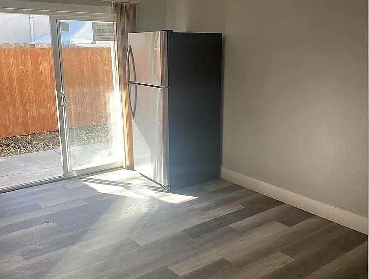 Unit Photo