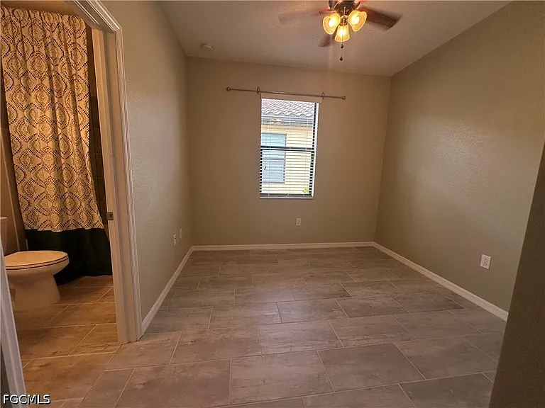 12952 Broomfield Ln — Photo 15