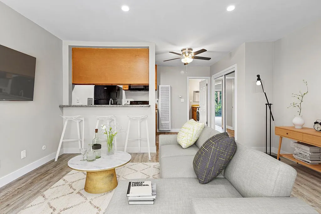 Parkview Terrace Apartments — Photo 1