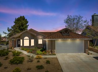 39418 Beacon Ln, Palmdale, CA 93551