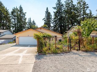 1961 NE 9th Avenue, Oak Harbor, WA 98277